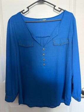 Blue long sleeve blouse M-L